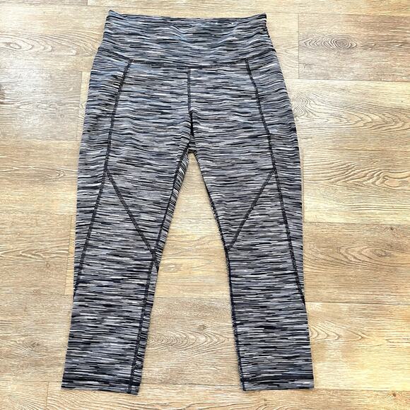 Tek Gear High-Rise Leggings - Size Medium - EUC - Picture 1 of 3